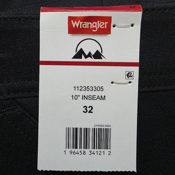Wrangler Performance Zip Cargo Short Relaxed Fit UPF 50+ Mens Size 48 Black - Picture 3 of 13